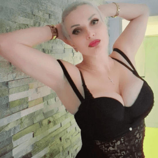 Elina - null_4