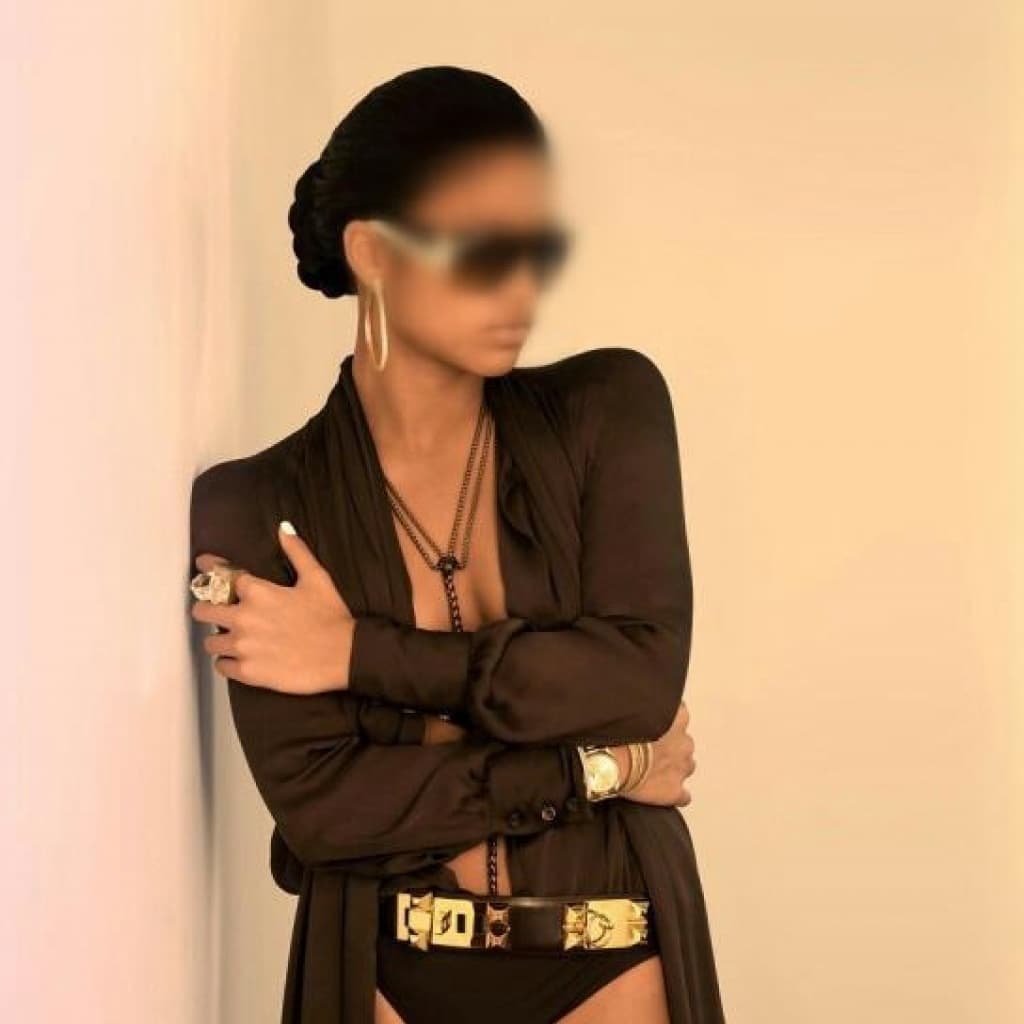 Additional image Myla