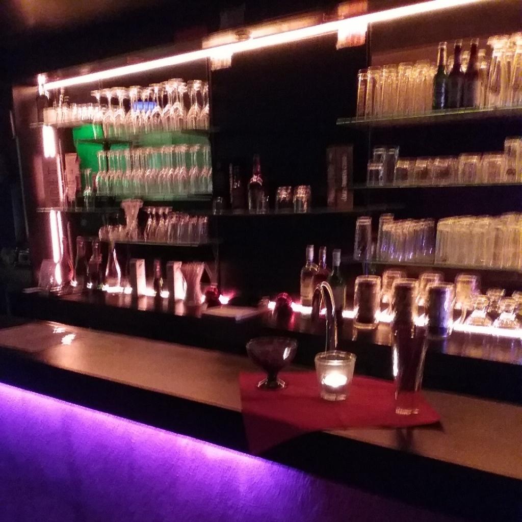 Casmir Club - null