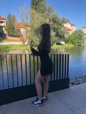 Asmara Deutsch Skninny Girl - Dortmund