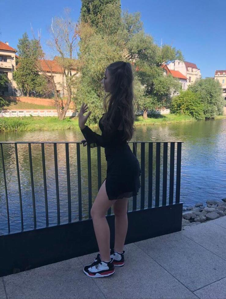Asmara Deutsch Skninny Girl - Dortmund