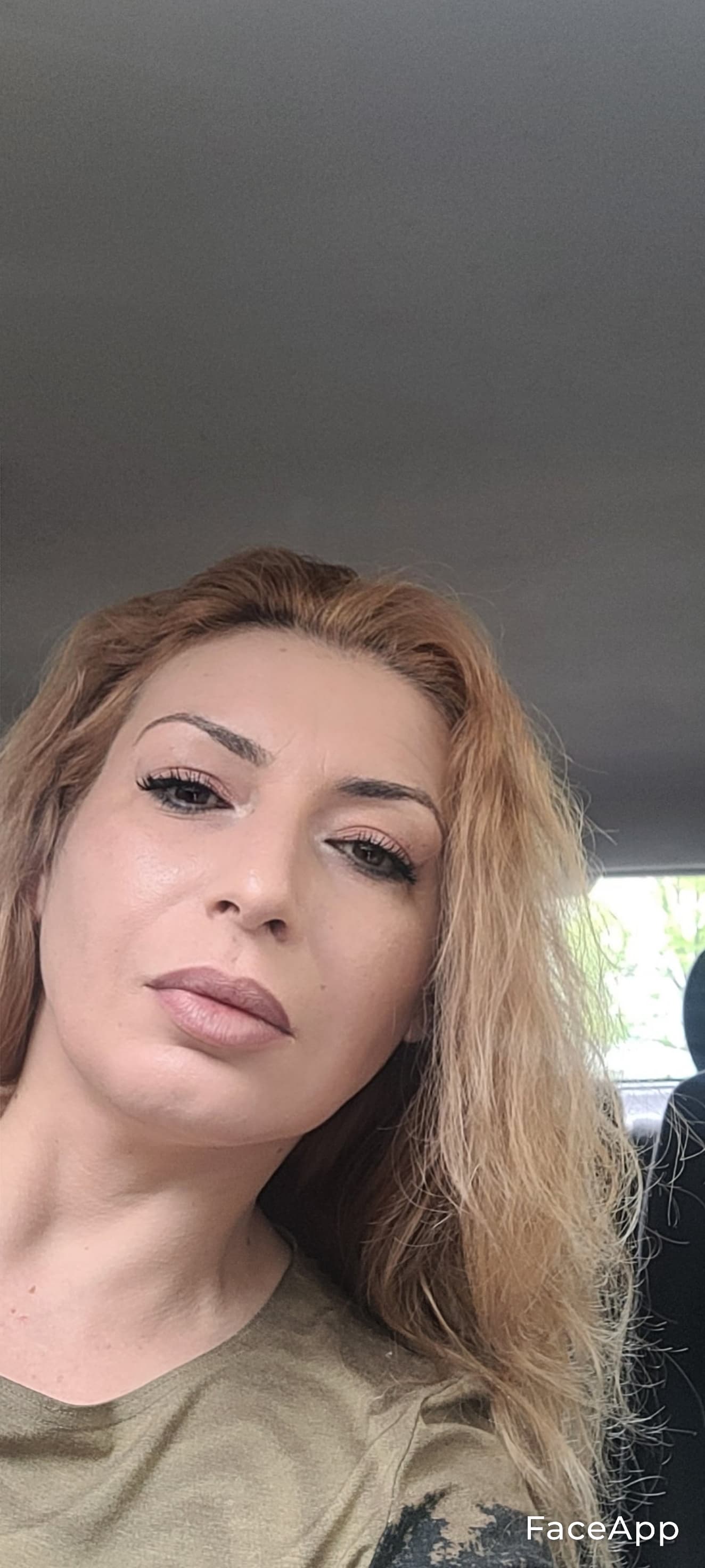 Additional image Angela88