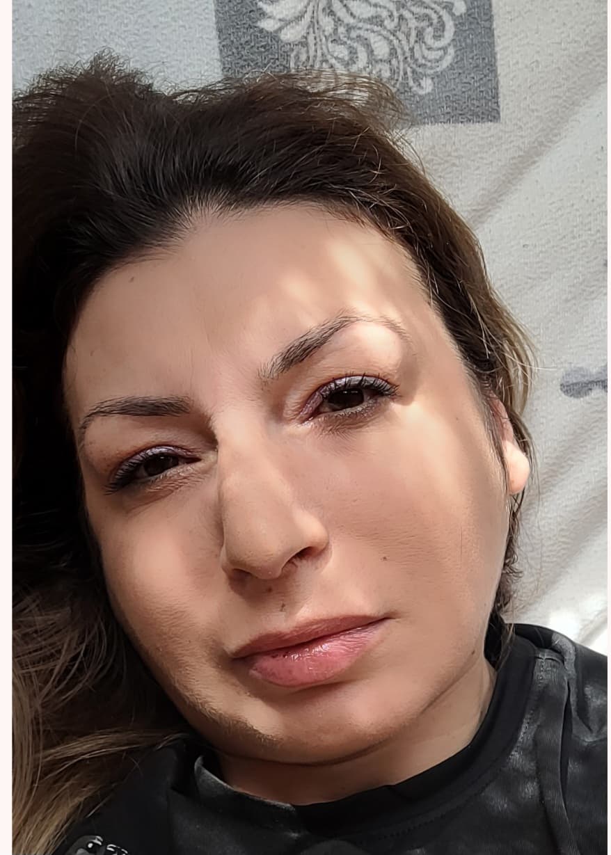 Additional image Angela88