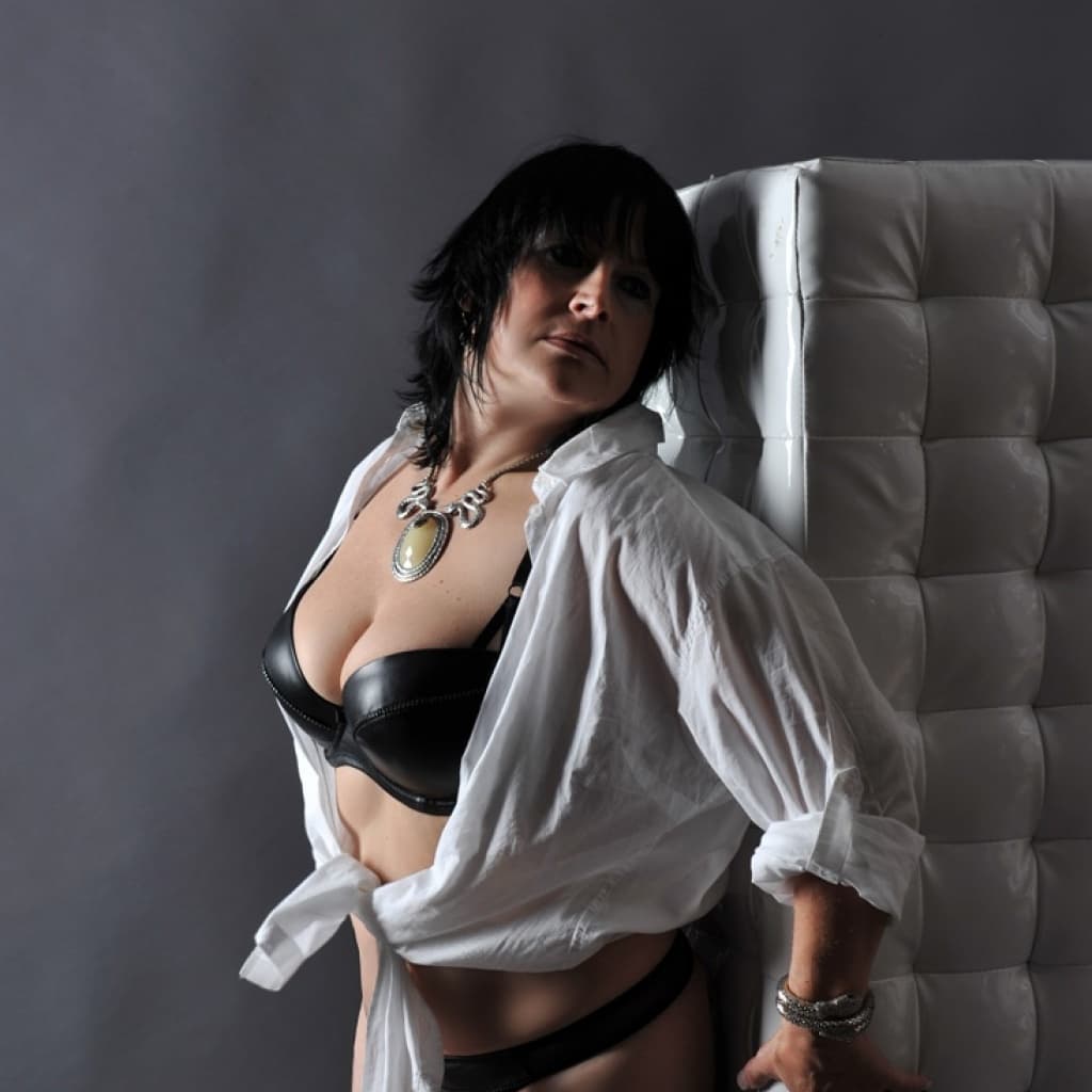 Additional image Sandra