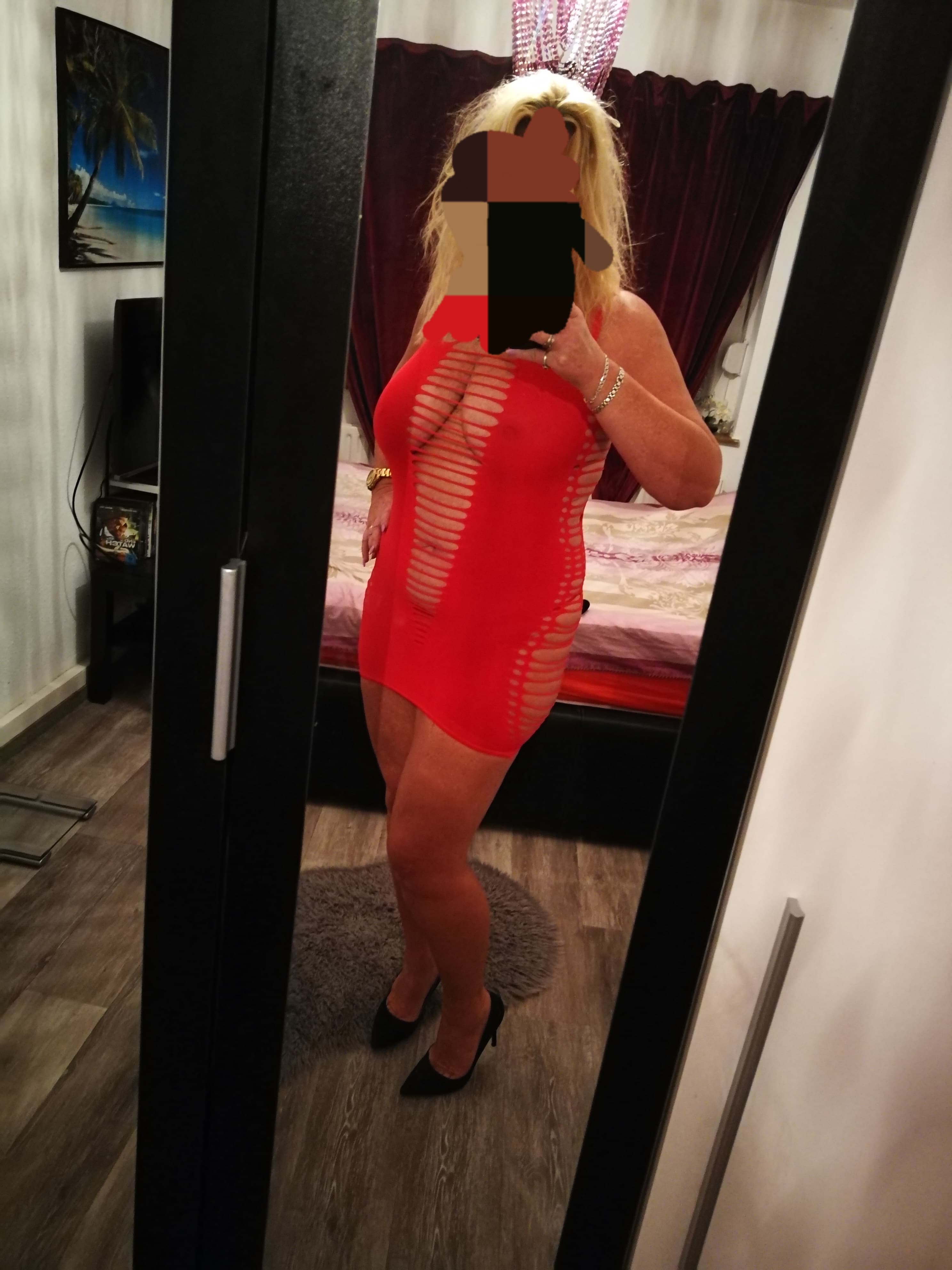 Additional image Eine sexy Lady massiert dich