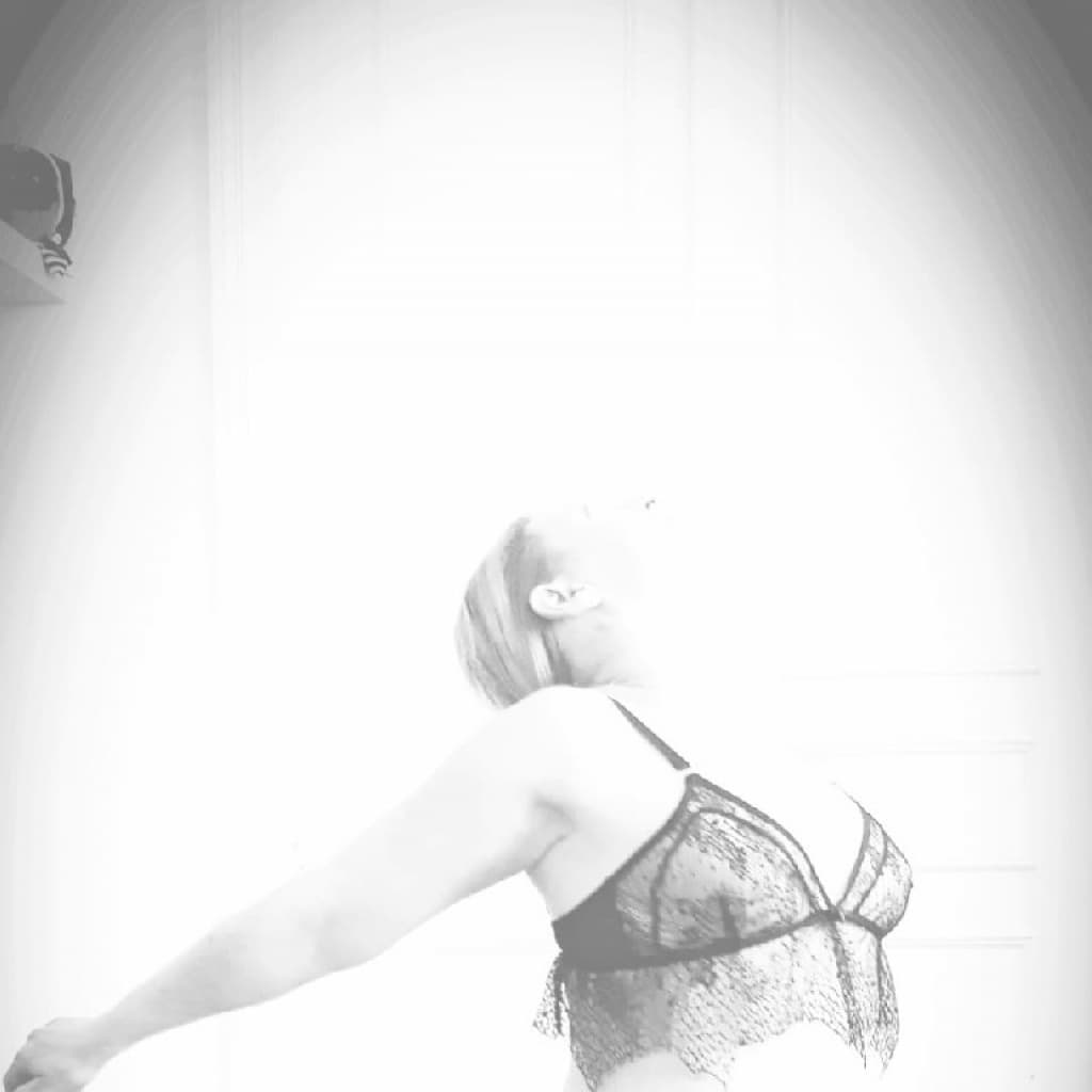 Additional image Lady Paula
