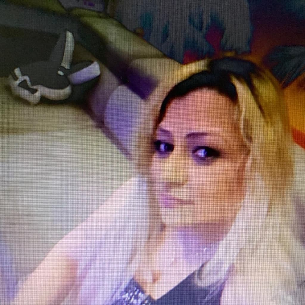 Additional image Anja