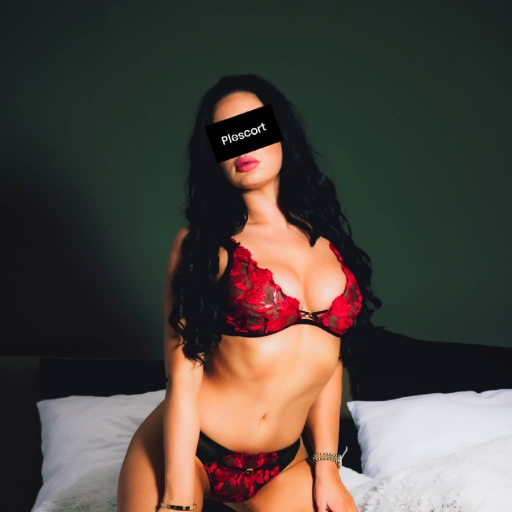 Additional image Liliana Lamour