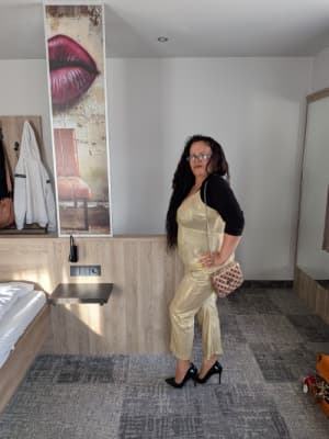 Escort & Begleitdame Serina