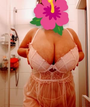 Cataleyya - Curvy und sexy