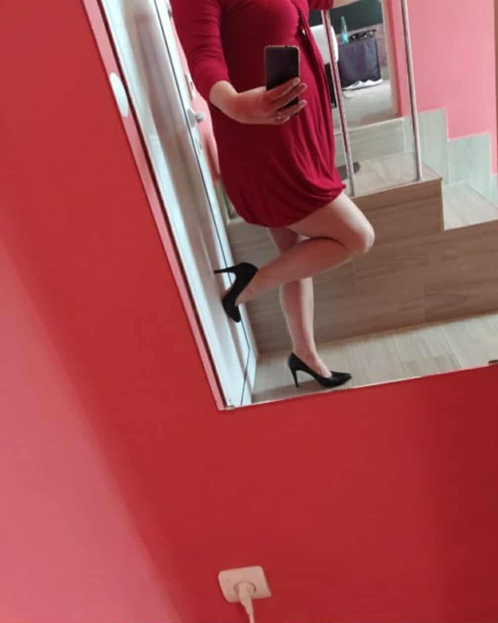 Additional image Emi - Blonde Milf